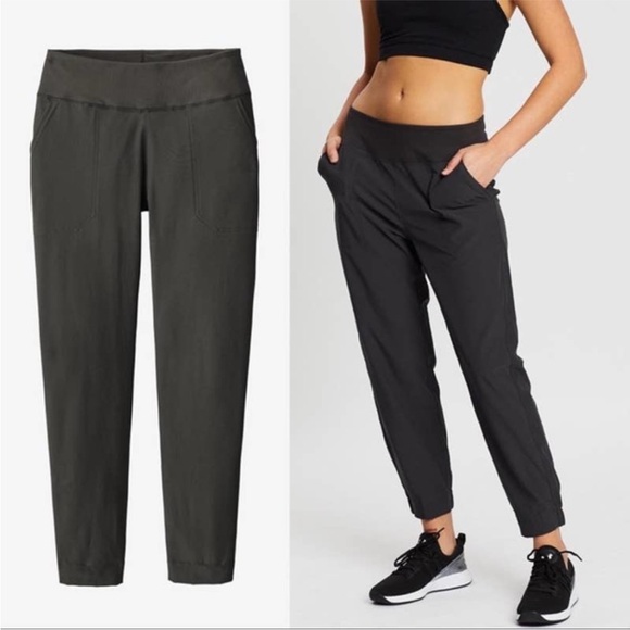 Patagonia Women's Lined Happy Hike Studio Pants Black size Large - Picture 1 of 9